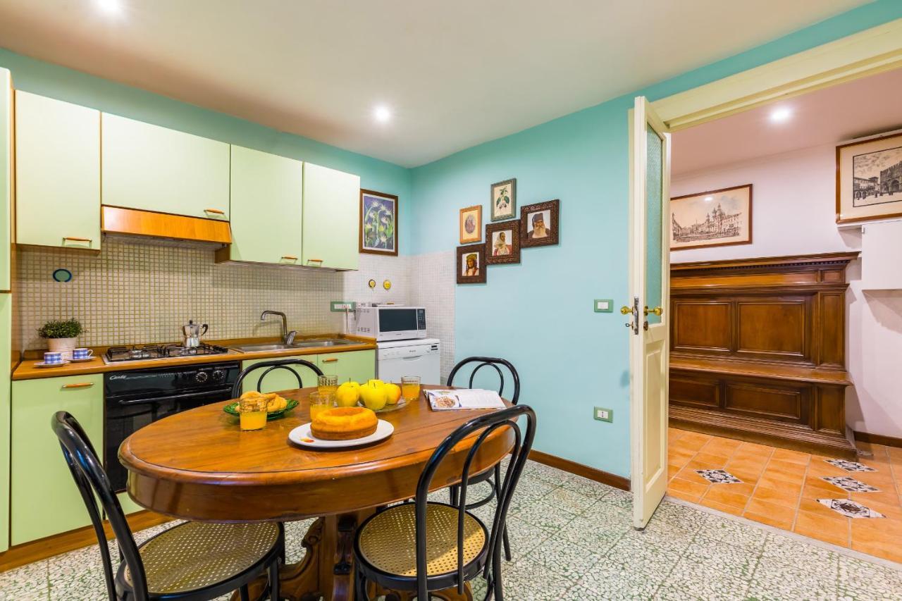 Appartamento A Santa Maria La Nova By Wonderful Italy 那不勒斯 外观 照片