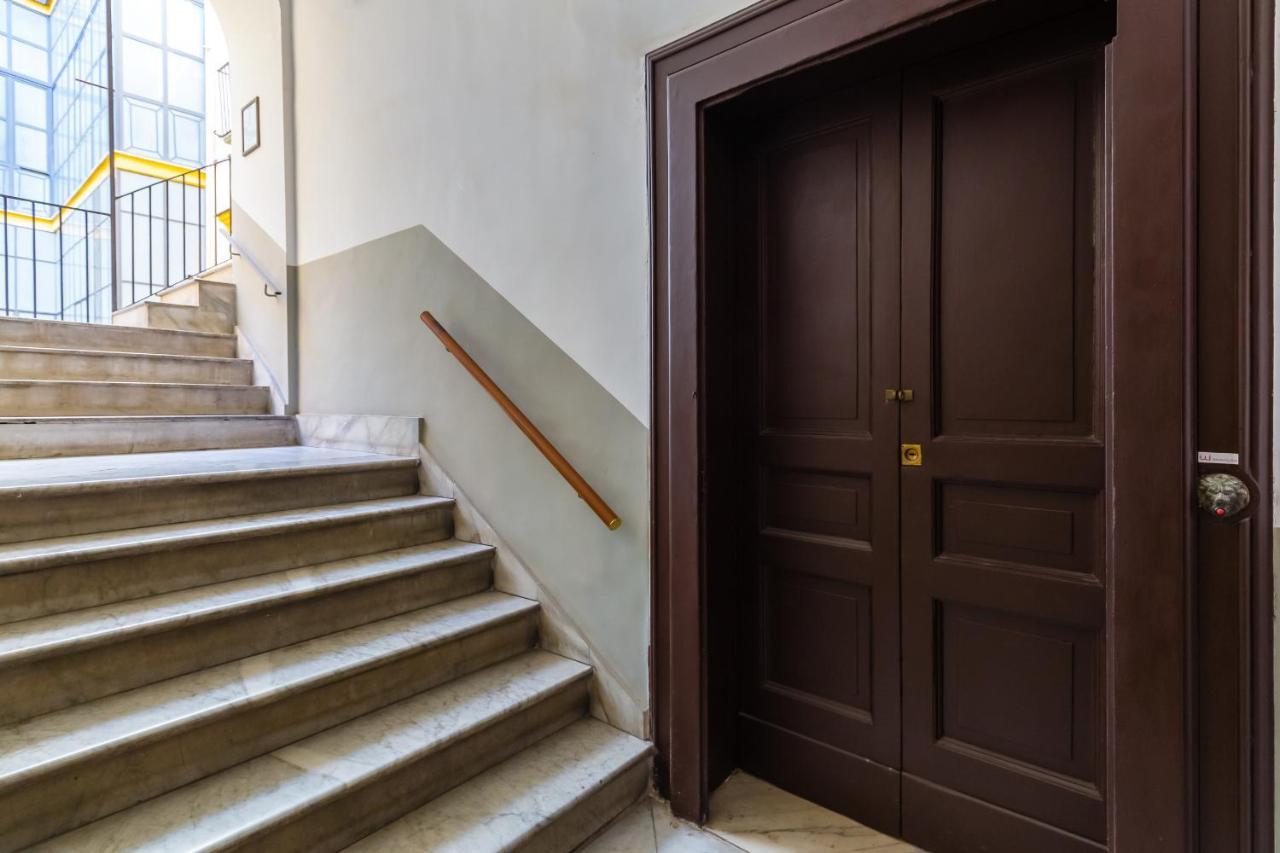 Appartamento A Santa Maria La Nova By Wonderful Italy 那不勒斯 外观 照片